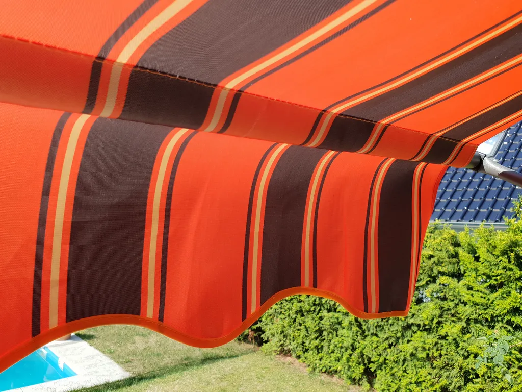 Swing&Harmonie LED - Markise Mit Kurbel 350cm Breit Klemmmarkise Balkonmarkise Sonnenschutz Terrasse Balkon - 350x150cm - Anthrazitlkonmarkise 350cm - Anthrazit 4 Swing&Harmonie LED - Markise Mit Kurbel 350cm Breit Klemmmarkise Balkonmarkise Sonnenschutz Terrasse Balkon - 350x150cm - Anthrazitlkonmarkise 350cm - Anthrazit – Bild 4