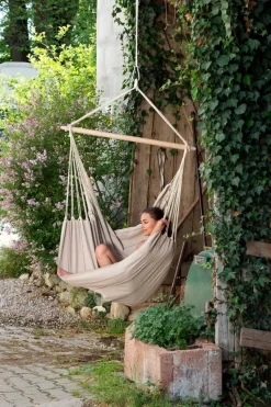 Hängematte / Hängesessel Amazonas Artista 160x130cm Sand -Garten- & Gewächshäuser Geschäft 0fb135bc14418d30e22618ddac4ddc74