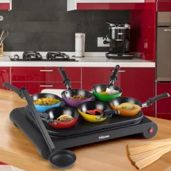 Tristar Haushaltsgeräte Tristar BP 2827 Tisch-Kochplatte Wok-Set Mit 6 Pfannen Und Backform Für Pfannkuchen -Garten- & Gewächshäuser Geschäft 1488396b374432aae6add2e68058a4eb