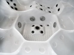 SANOTECHNIK Outdoorwhirlpool Oasis Maxi Weiß Inkl. Treppe Und Abdeckung - 210 X 210 X 92cm 24 SANOTECHNIK Outdoorwhirlpool Oasis Maxi Weiß Inkl. Treppe Und Abdeckung - 210 X 210 X 92cm -Garten- & Gewächshäuser Geschäft 14be0445eae8d69bbcefa63cfa7db9be