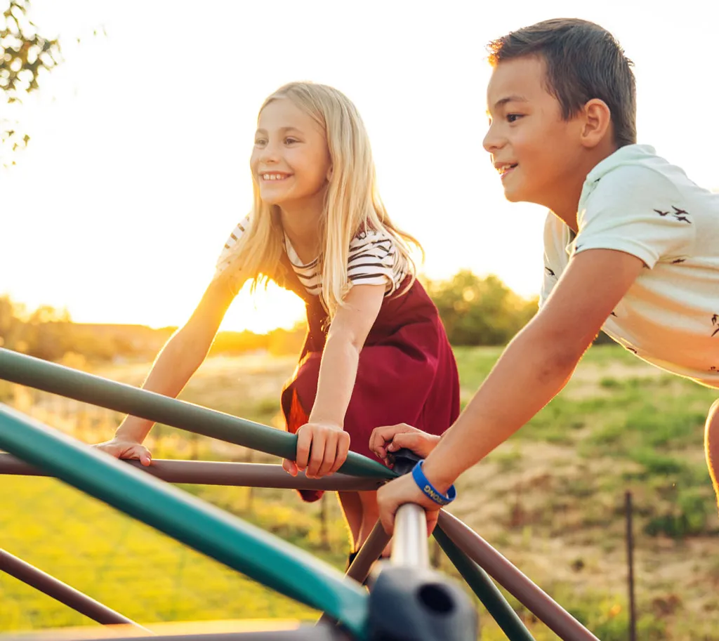 Lifetime Geometrisches Klettergerüst, Kletterkugel "Geodome" Mit Abdeckung, Spielzelt Grün / Bronze Ø 305 X 152 Cm 14 Lifetime Geometrisches Klettergerüst, Kletterkugel "Geodome" Mit Abdeckung, Spielzelt Grün / Bronze Ø 305 X 152 Cm – Bild 14