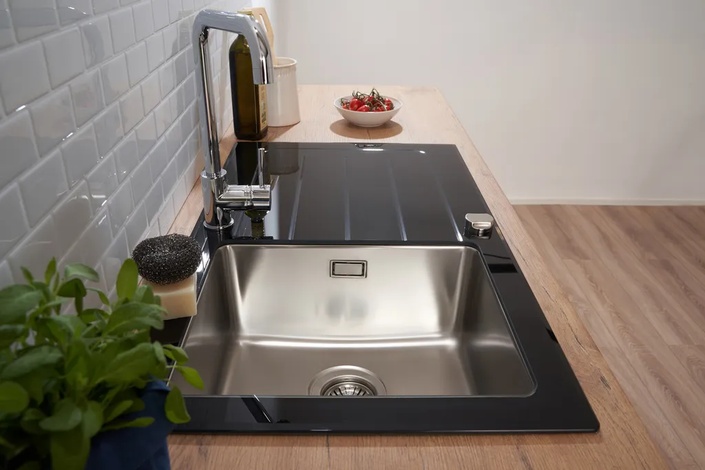 Respekta Glasspüle New York 86 X 50 Cm / Edelstahl / Glas Schwarz 1 Respekta Glasspüle New York 86 X 50 Cm / Edelstahl / Glas Schwarz