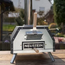 NEUSTEIN Outdoor Pizzaofen XQ3000 Mit Pizzastein, Schutzhülle, Pizzaschieber, Holzofen 18 NEUSTEIN Outdoor Pizzaofen XQ3000 Mit Pizzastein, Schutzhülle, Pizzaschieber, Holzofen -Garten- & Gewächshäuser Geschäft 32081259a2312a7b94ae7108bf498c8d