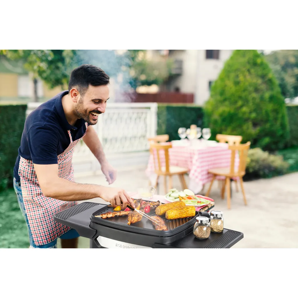 MEDION Elektrogrill (Standgrill, Tischgrill, Grillwagen, Für Balkon Garten Camping, Mit Deckel, 2 Seitentische, 2000 Watt, Antihaftbeschichtung, Rollen, Fettauffangschale, MD10864) 2 MEDION Elektrogrill (Standgrill, Tischgrill, Grillwagen, Für Balkon Garten Camping, Mit Deckel, 2 Seitentische, 2000 Watt, Antihaftbeschichtung, Rollen, Fettauffangschale, MD10864) – Bild 2