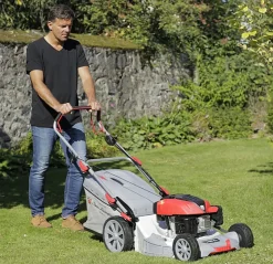 Ikra Benzinrasenmäher "Tonino-Lamborghini" PL 5316 TL (mit Radantrieb, Motorleistung 2,51 KW, Schnitthöhe: 25-90 Mm, Mähsystem: Fangen, Mulchen, Seitenauswurf Und Heckauswurf, Fangkorb: 70 L) 20 Ikra Benzinrasenmäher "Tonino-Lamborghini" PL 5316 TL (mit Radantrieb, Motorleistung 2,51 KW, Schnitthöhe: 25-90 Mm, Mähsystem: Fangen, Mulchen, Seitenauswurf Und Heckauswurf, Fangkorb: 70 L) -Garten- & Gewächshäuser Geschäft 504b48aa0cabe13591baf60a04810410