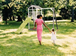 AXI Beach Tower Spielturm Aus Holz In Weiß & Grau | Spielhaus Für Kinder Mit Hellgrüner Rutsche, Schaukel Und Sandkasten | Stelzenhaus Für Den Garten 17 AXI Beach Tower Spielturm Aus Holz In Weiß & Grau | Spielhaus Für Kinder Mit Hellgrüner Rutsche, Schaukel Und Sandkasten | Stelzenhaus Für Den Garten -Garten- & Gewächshäuser Geschäft 51e2827bf751bc1d2fcff50b57046e0e