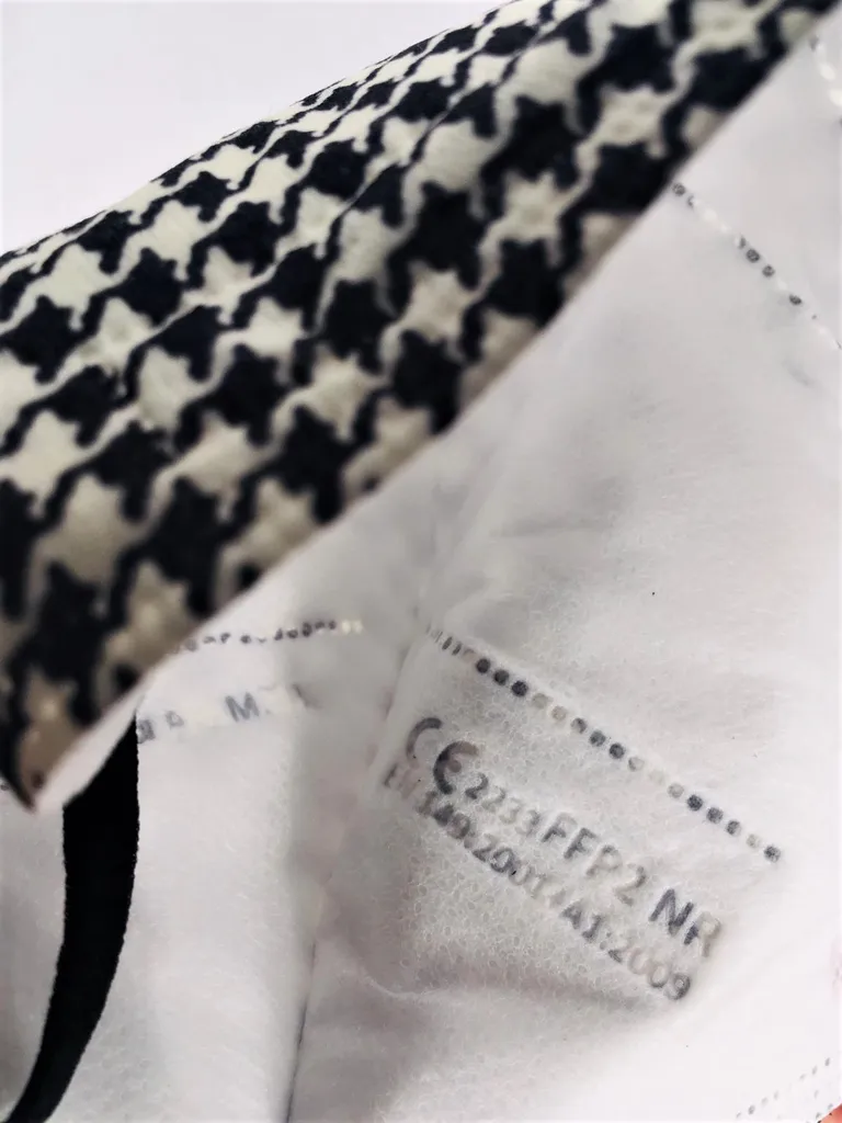 Balerina-Czech S.r.o. Tschechischer FFP2 Nano-Respirator - Palästina (Nr.100) 3 Balerina-Czech S.r.o. Tschechischer FFP2 Nano-Respirator - Palästina (Nr.100) – Bild 3