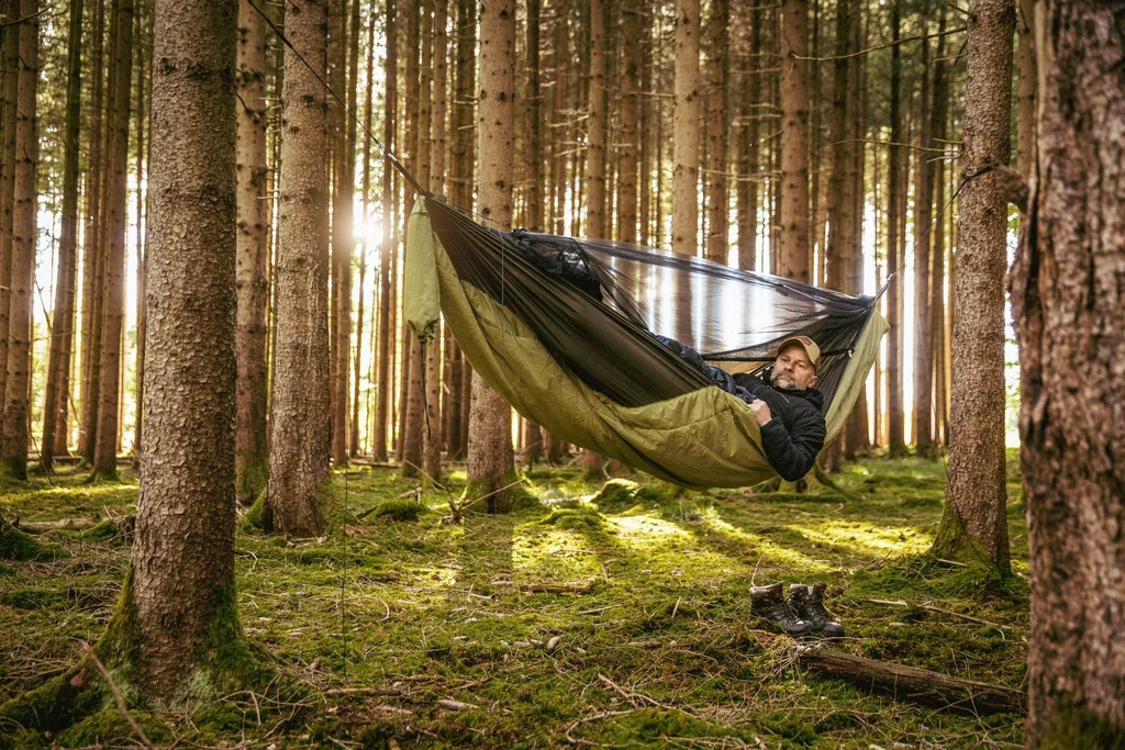 Amazonas Hängematte 'Moskito-Traveller Quilted' 13 Amazonas Hängematte 'Moskito-Traveller Quilted' – Bild 13