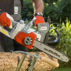 Ikra 40V Akku-Kettensäge ICC 2/2035 | Mit Akku 2x20 V/2.0 Ah Und Ladegerät -Garten- & Gewächshäuser Geschäft 68127e38fc7639be92a3b72d52e08f48