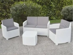 Dmora Gartenset "j" Mit Kissen, 1 Sofa + 2 Sessel (mit Armlehnen) + 1 Outdoor-Container-Tisch, Italy, Weiß