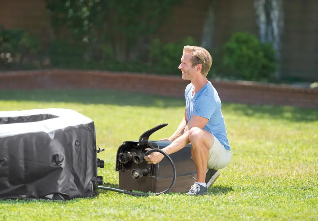 Intex Whirlpool PureSpa 28462 Für 6 Personen, Bubble, Jet & Salzwassersystem Komplett-Set Mit Extra-Zubehör Wie: 2 Sitzkissen, Reinigungsset, Dosierschwimmer Und Getränkehalter 6 Intex Whirlpool PureSpa 28462 Für 6 Personen, Bubble, Jet & Salzwassersystem Komplett-Set Mit Extra-Zubehör Wie: 2 Sitzkissen, Reinigungsset, Dosierschwimmer Und Getränkehalter – Bild 6