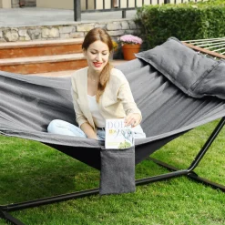 SONGMICS Hängematte, 210 X 150 Cm, Mit 2 Kissen, Bis Zu 300 Kg Belastbar, Mit 2 Holzstangen, Outdoor, Grau GDC022G01 -Garten- & Gewächshäuser Geschäft 83a14864fb278c6f8f637554a8682a1e