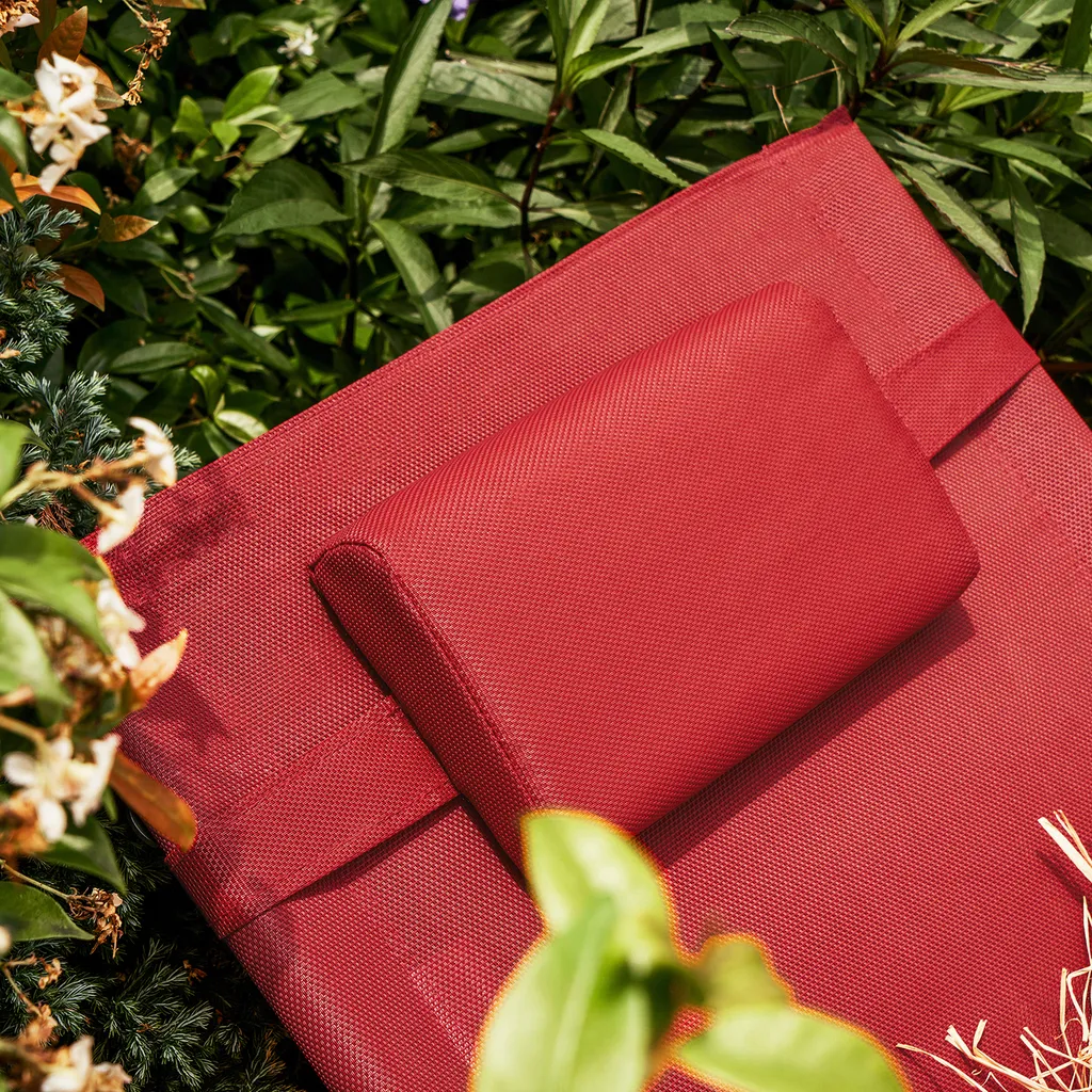 SoBuy OGS38-R Sonnenliege Gartenliege Relaxstuhl Liegestuhl Mit Kopfkissen Rot BHT Ca: 55x67x165cm 6 SoBuy OGS38-R Sonnenliege Gartenliege Relaxstuhl Liegestuhl Mit Kopfkissen Rot BHT Ca: 55x67x165cm – Bild 6