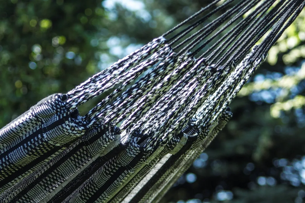 Potenza Outdoor Pereira Hängematte Mit Aluminium Gestell Für 2 Personen I 100% Baumwolle Doppelhängematte 230x160 Cm, 200kg I Hängemattengestell 200kg, Wetterfest 3 Potenza Outdoor Pereira Hängematte Mit Aluminium Gestell Für 2 Personen I 100% Baumwolle Doppelhängematte 230x160 Cm, 200kg I Hängemattengestell 200kg, Wetterfest – Bild 3