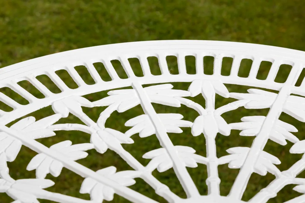 Merxx Gartentisch Lugano Aluminiumguss Weiß 70 Cm X 70 Cm X 68 Cm 6 Merxx Gartentisch Lugano Aluminiumguss Weiß 70 Cm X 70 Cm X 68 Cm – Bild 6