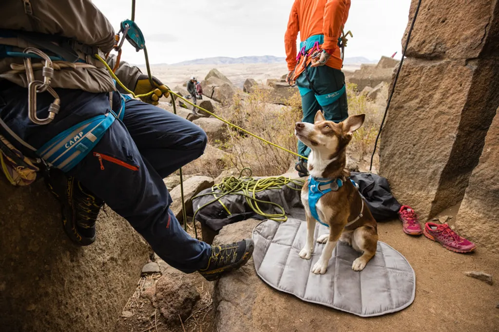 Ruffwear Highlands Pad Bett Cloudbust Gray, Größe:M 6 Ruffwear Highlands Pad Bett Cloudbust Gray, Größe:M – Bild 6