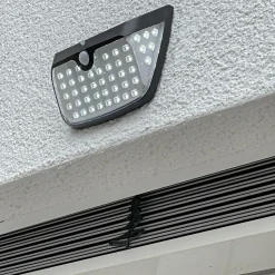 Ez Solar Wandlicht LED Solar Sicherheitslicht Inklusive 18650 Li-ion Standard Akku 66,5x18mm, Mit Solarpanel -Garten- & Gewächshäuser Geschäft ce53abed900cd625df4bc377830896d4