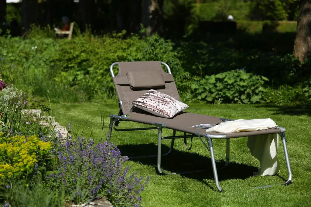 Linder Exclusiv XXL Sonnenliege Dreibeinliege Gartenliege Taupe Gepolstert 2 Linder Exclusiv XXL Sonnenliege Dreibeinliege Gartenliege Taupe Gepolstert – Bild 2