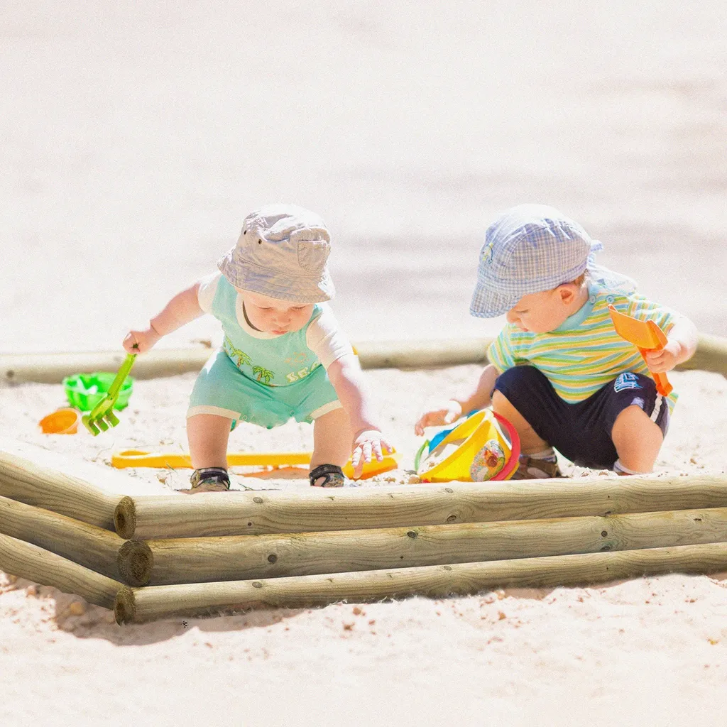 BooGardi Massiver Sandkasten Holz Bausatz | 190x190cm Höhe 30cm | Größen 90-190cm | Höhen 20-40cm | Aus Palisaden 1 BooGardi Massiver Sandkasten Holz Bausatz | 190x190cm Höhe 30cm | Größen 90-190cm | Höhen 20-40cm | Aus Palisaden