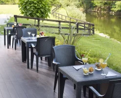 Dmora Quadratischer Outdoor-Tisch, Struktur Aus Hartharz Mit Rattan-Effekt, Italy, 80 X 80 X 72 Cm, Farbe Anthrazit -Garten- & Gewächshäuser Geschäft fca454bc33b852a2383ebdbf2c36c488